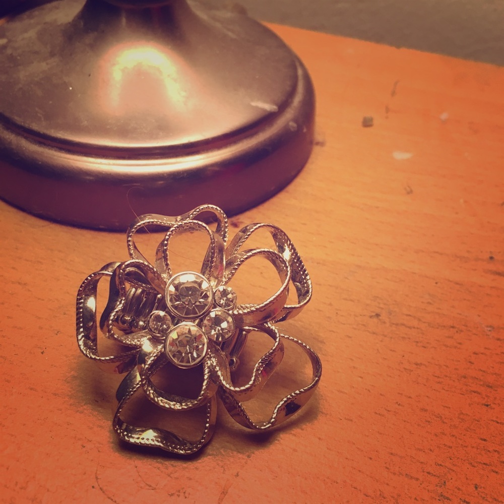 Fashion ring